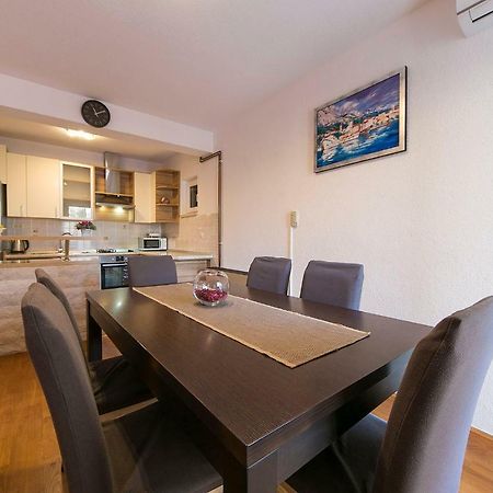 Apartment Marina Makarska Exteriör bild