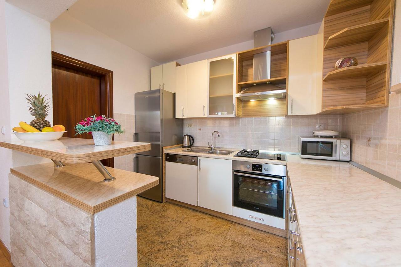Apartment Marina Makarska Exteriör bild